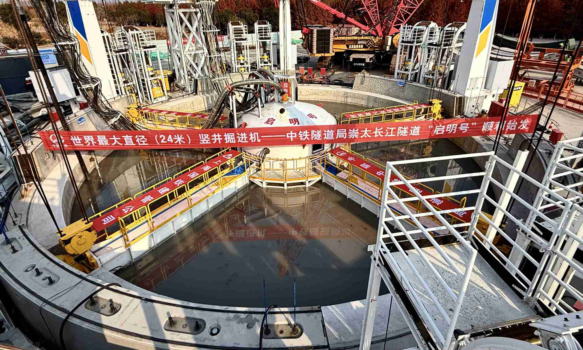 崇太长江隧道建成后，将大幅缩短上海与江苏的时空距离，首次实现高铁过江不减速，结束中国第三大岛（崇明岛）不通高铁的历史。