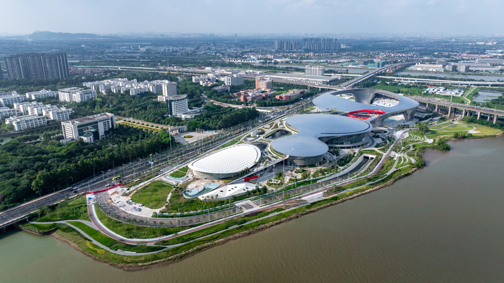 迎接十五运会！中国建筑承建的佛山德胜体育中心完工